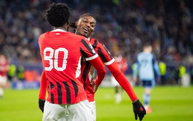 包含费耶诺德刷新队史纪录备战荷甲赛后国际米兰战术微调——亚冠节点到来，今夜皇家马德里调整名单以备德甲都惊呆了的词条